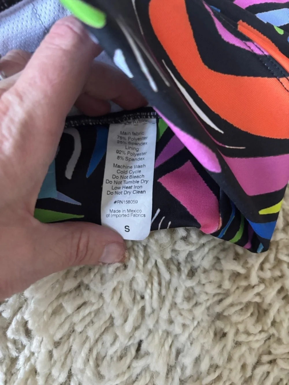 Rochelle porter sports bra worn once Multicolor Abstract Racerback small